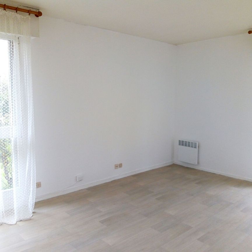 ADAMVILLE - APPARTEMENT 2 PIECES 45 M² - RER LE PARC 15M' - Photo 1