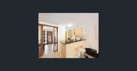 Premium Quality 2 Bedroom Apartment - Petrie Point - Photo 4
