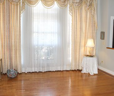 Executive 5 Bedroom House For Rent In Edgemont: Pet Friendly - Photo 2