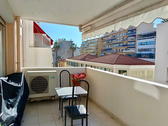 Location Appartement 2 pièces 49m² NICE 06100 - Photo 1