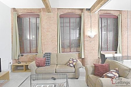 2 Bedroom Apartment - Photo 2