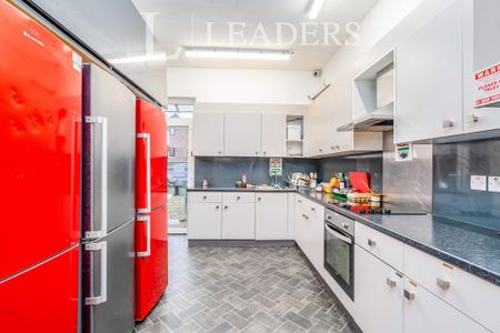 1 bedroom detached house to rent - Photo 3