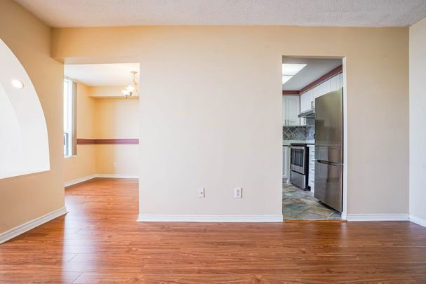 For Lease - 916 - 135 Hillcrest Avenue, Mississauga, Ontario - Photo 1