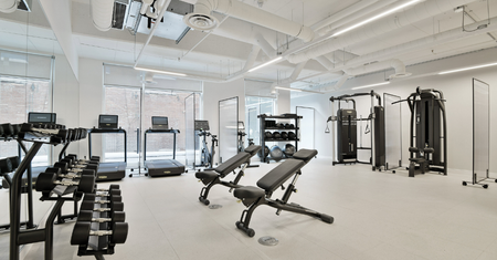 Fifth + Bank - Photo 5