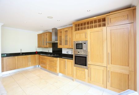 Alder Lodge, Farmleigh Woods, Castleknock, Dublin 15, D15 KP93 - Photo 3