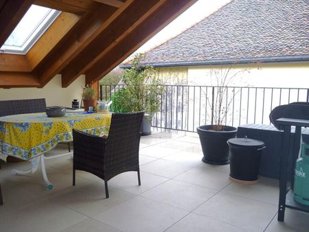 LUMINOUS, MODERN AND SPACIOUS - Foto 4