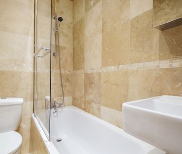 4 Bed Flat, Christchurch Avenue, NW6 - Photo 3