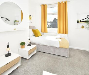 1 bedroom in a house share to rent - Photo 4