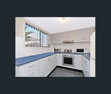 Low maintenance and spacious Townhouse - Photo 1