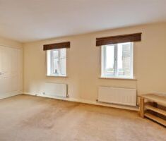 2 BEDROOM Maisonette - Upper - Photo 3