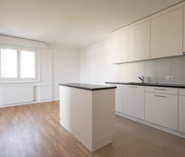 3.5 Zimmer, 77 m², 7. Stock - Foto 2