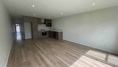 Stunning 2-Bedroom Home with Study & Bonus Lou... - Photo 5