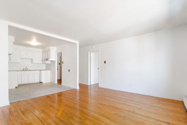 7220 Av. De Chateaubriand, #22 - Photo 1