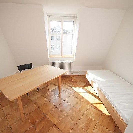 möbliertes Einzelzimmer zwischen Hegibach- und Klusplatz zu vermieten! - Photo 1