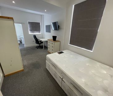 90 Derby Road- Brand New Refurb Loughborough - Photo 3