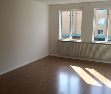 Höstgatan 25 - Photo 2