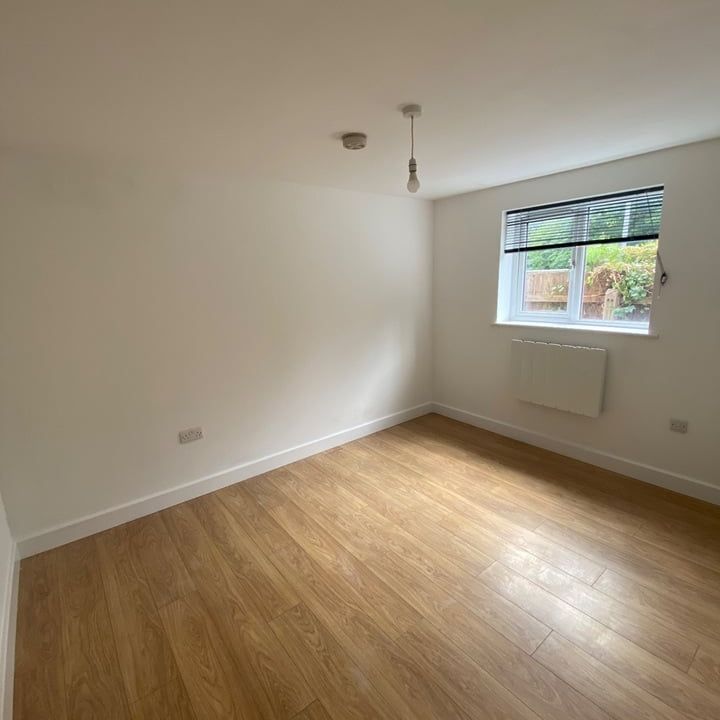 1 Bed Flat, Westleigh Road, LE3 - Photo 1