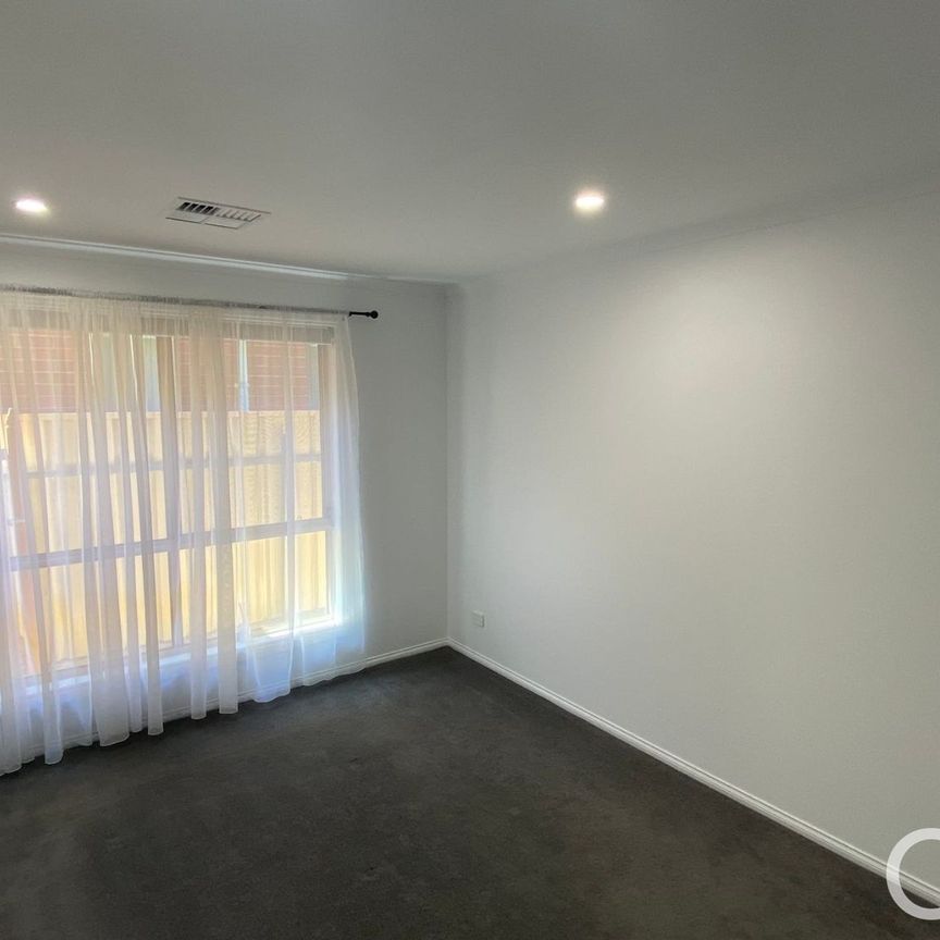 Open The Door to An Ideal Low-maintenance Home In A Great Location - Photo 1