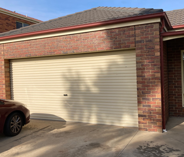 22 Cairnlea Drive, Cairnlea, VIC - Photo 1