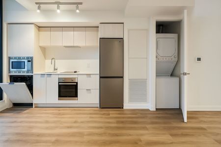 For Lease - 1 Jarvis Street Unit# 509, Hamilton, Ontario - Photo 4