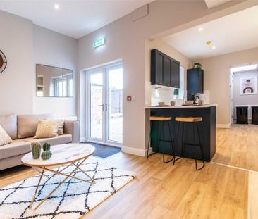 1 bedroom in a house share to rent - Photo 1