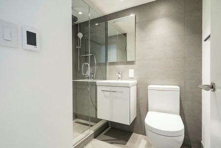 798 Richmond Street West - Photo 3