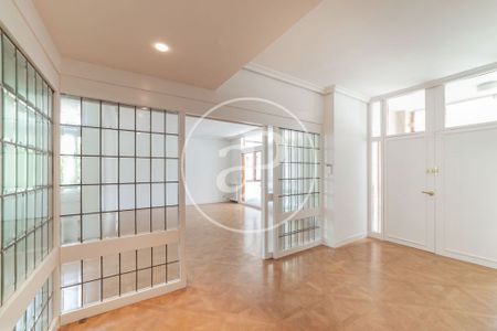 5 bedroom luxury Flat for rent in Madrid, Spain - Photo 4