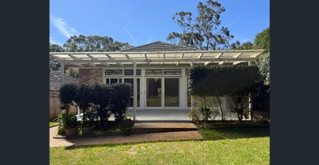 Recently Renovated Family Home in Serene Street - Photo 5