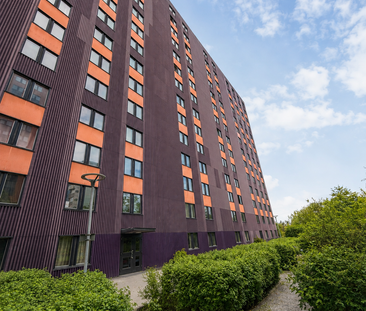 Röntgenvägen, Huddinge - Photo 1