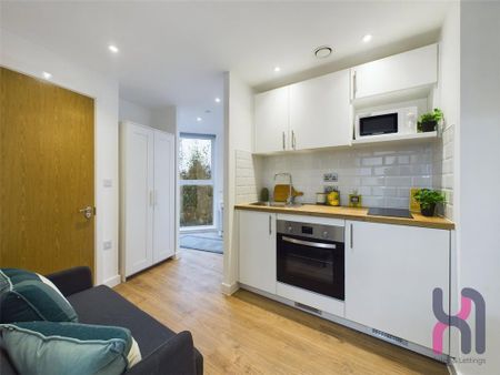 1 bedroom flat to rent - Photo 2