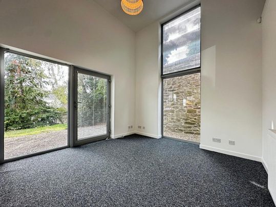 3 bedroom flat to rent - Photo 1