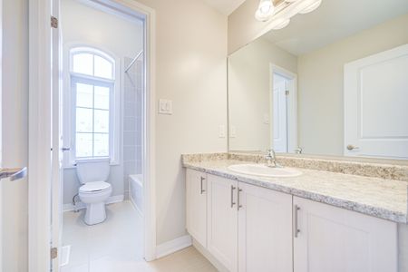 For Lease - 1296 Broderick Street, Innisfil, Ontario - Photo 4