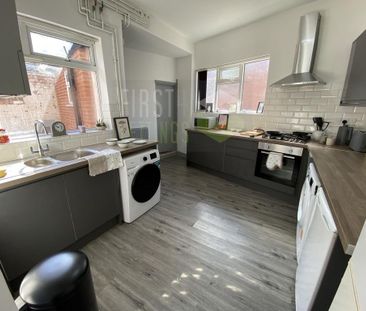 5 bedroom terraced house to rent - Photo 5