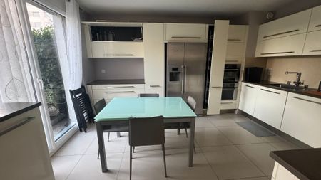 Meublé, moderne et lumineux 5 pièces avec jardin à Châtelaine - Foto 2