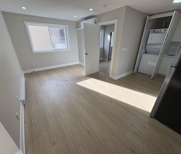 For Lease - 31 Huron Heights Drive, Newmarket, Ontario - Photo 6