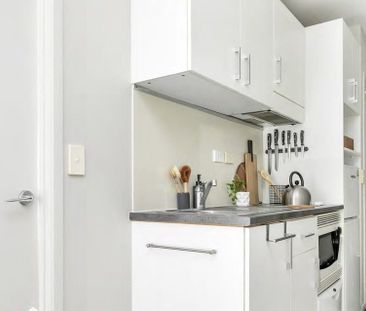 Ready to move in - fully furnished CBD 2 BR - Photo 1