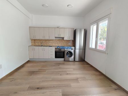 Casa en alquiler en Malaga - Photo 2