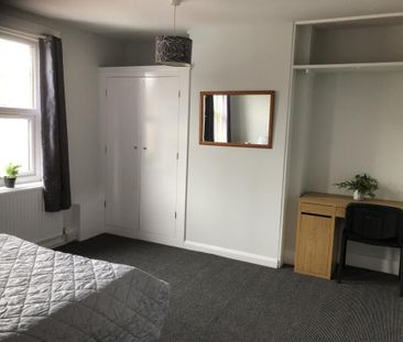 4 bedroom house to rent - Photo 4