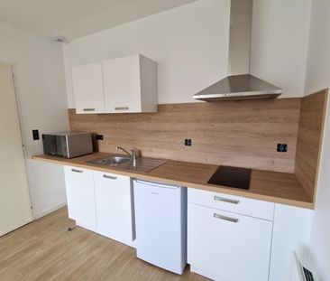 A LOUER - STUDIO MEUBLE NEUF - Photo 3