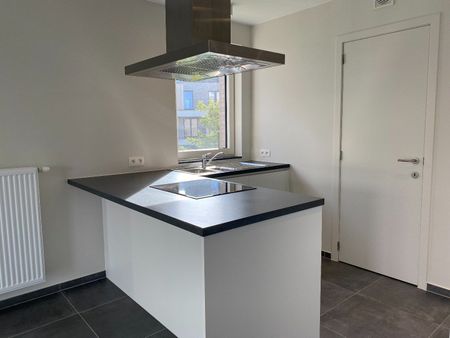 Prachtig appartement met 2 slaapkamers, 2 terrassen en autostaanplaats - Photo 2