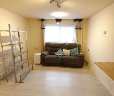 2 bedroom property to rent - Photo 1