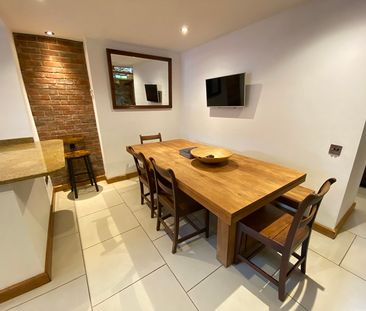 Cae Banc, Sketty, Swansea, SA2 - Photo 2