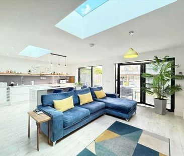 Leigh On Sea, SS9 - Photo 5