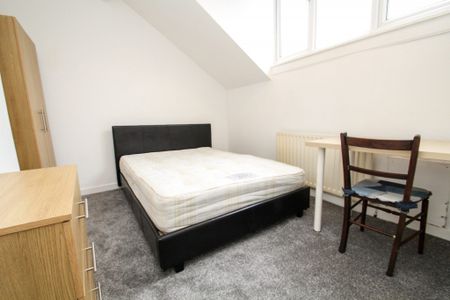 Hessle Terrace, Leeds - Photo 3