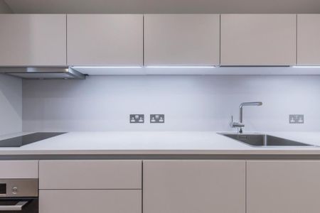 Ground floor flat to rent - Photo 3