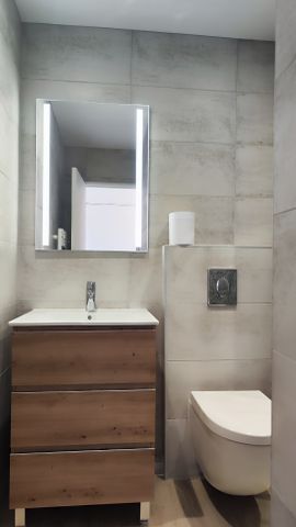 Location Appartement 1 pièce 22m² FREJUS 83600 - Photo 4