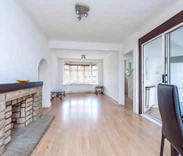 3 bedroom end of terrace house to rent - Photo 1