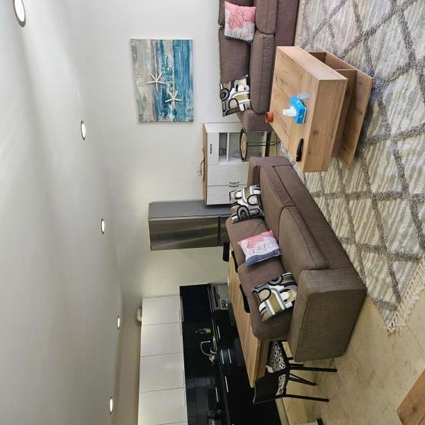 Διαμέρισμα για ενοικίαση - Γλυφάδα, - Photo 1