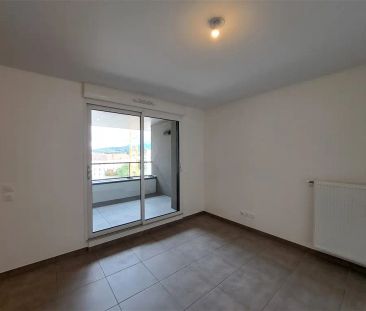 Location appartement 1 pièce - 35m² à Thonon les bains (74200) - Photo 2