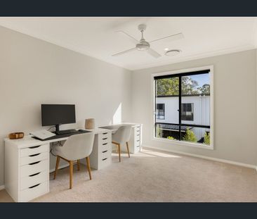 Designer Townhouse Luxury in the Exclusive Topia Estate - Photo 5